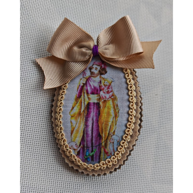 Broche san jose para cuna bebe ( venta exclusiva en web santet)